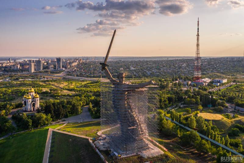 волгоград,9 мая,День победы,туризм,Достопримечательность,Реконструкция,Великая отечественная война,ВОВ,Великая победа,Родина-мать