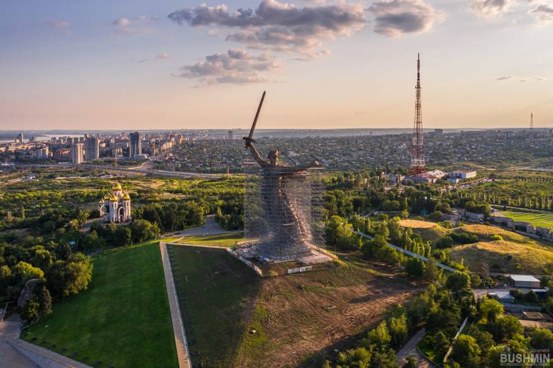 волгоград,9 мая,День победы,туризм,Достопримечательность,Реконструкция,Великая отечественная война,ВОВ,Великая победа,Родина-мать